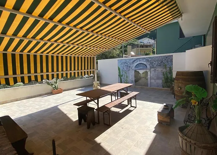 بيت ضيافة La Badia مسينا