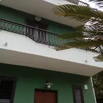 Pensión La Badia Mesina